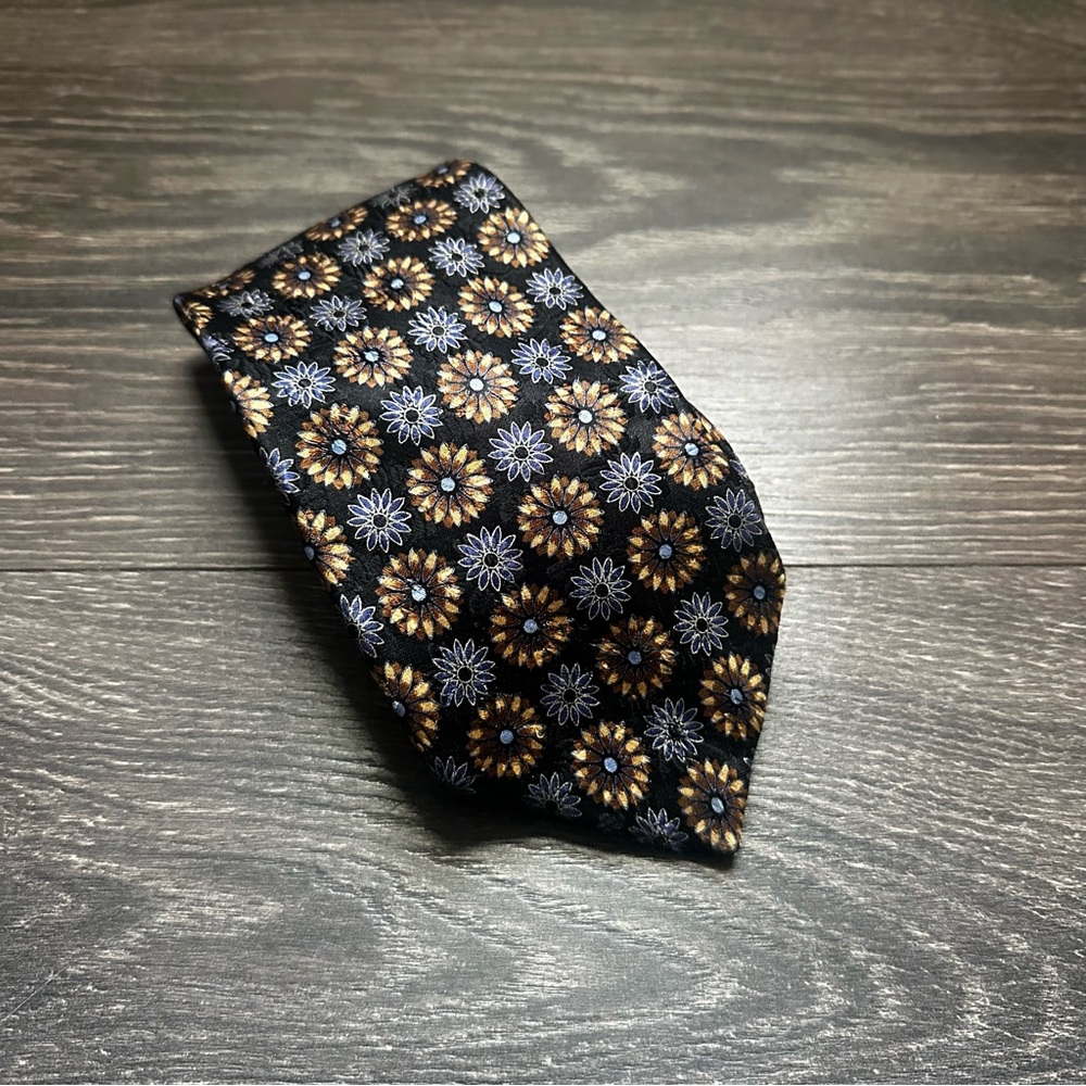 Ermenegildo Zegna Black and Gold Floral Tie